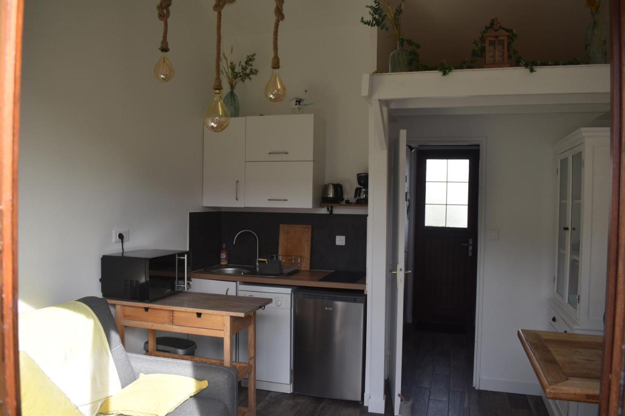 Holiday home Loralistudios, Maison En Bord De